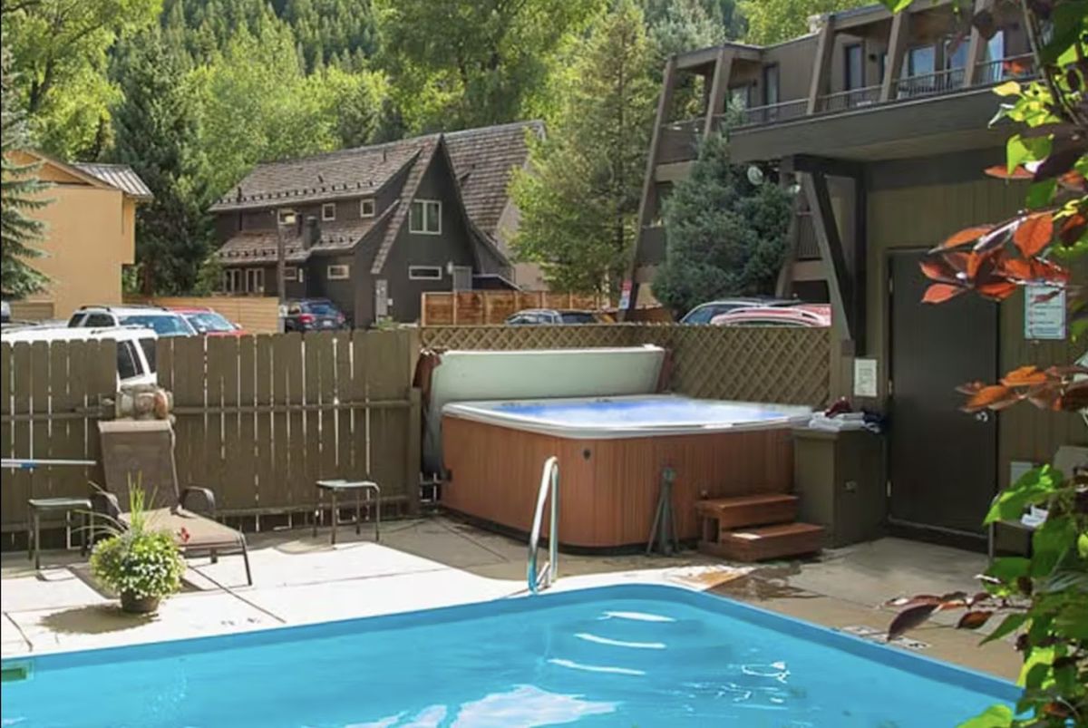 The Crestahaus Lodge Aspen — Aspen — additional view 3