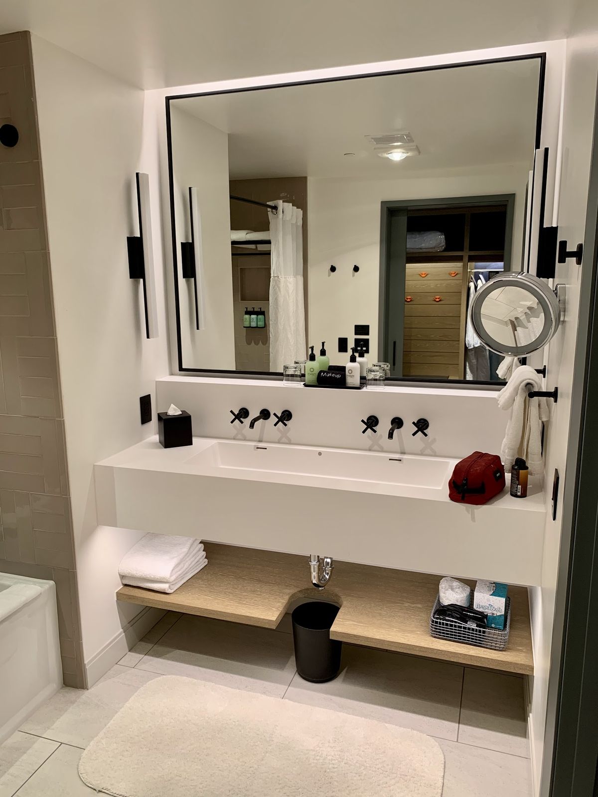 Limelight Hotel Snowmass — Aspen — additional view 3