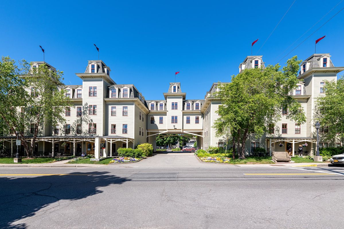The Atlantic Eyrie Lodge Bar Harbor — cliffside hotel above Frenchman Bay with panoramic ocean balconies