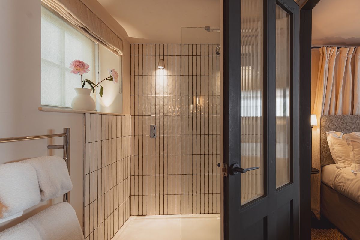 No.15 by GuestHouse — Bath — additional view 3