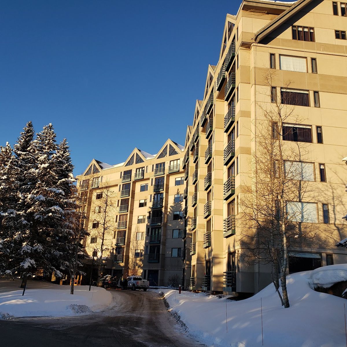Summit Hotel at Big Sky Resort — modern condo-style ski-in ski-out lodging at Mountain Village
