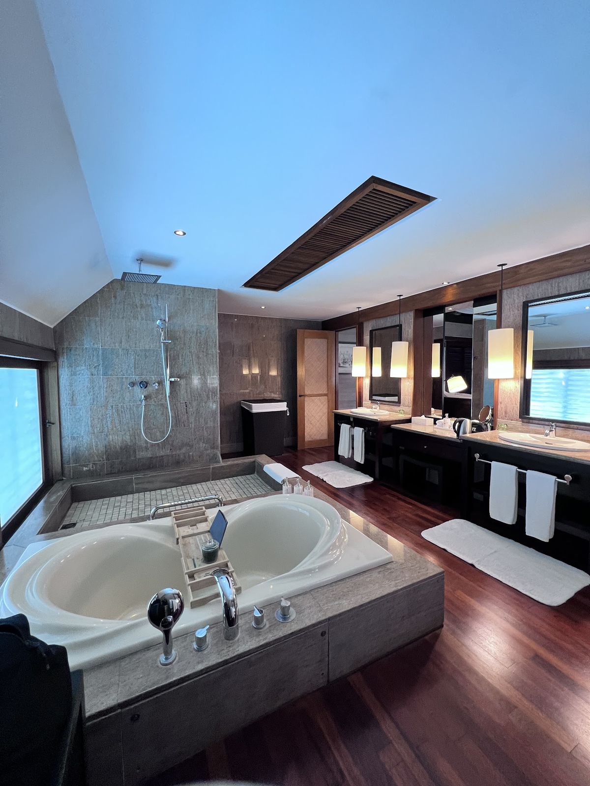 The St. Regis Bora Bora Resort — Bora Bora — additional view 4