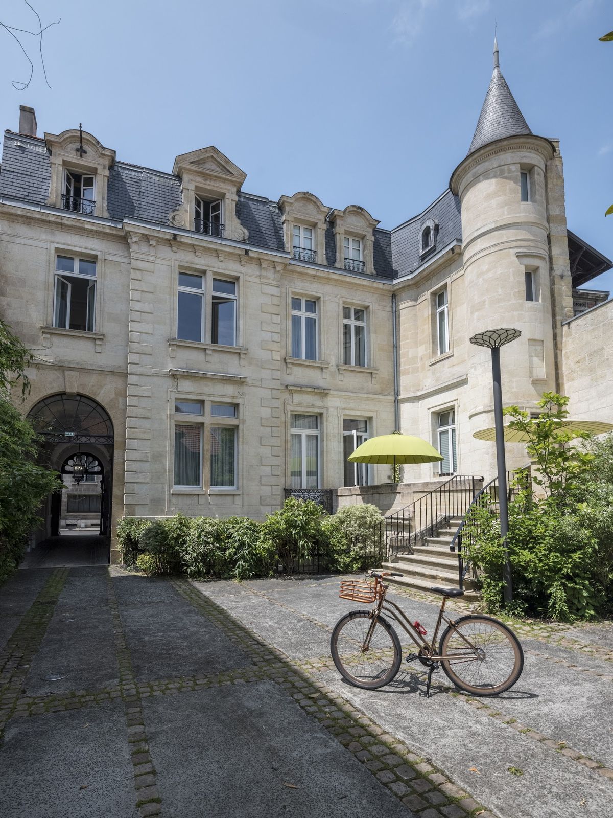 La Grande Maison de Bernard Magrez Bordeaux — Pierre Gagnaire 6 suite luxury hotel with two Michelin starred restaurant