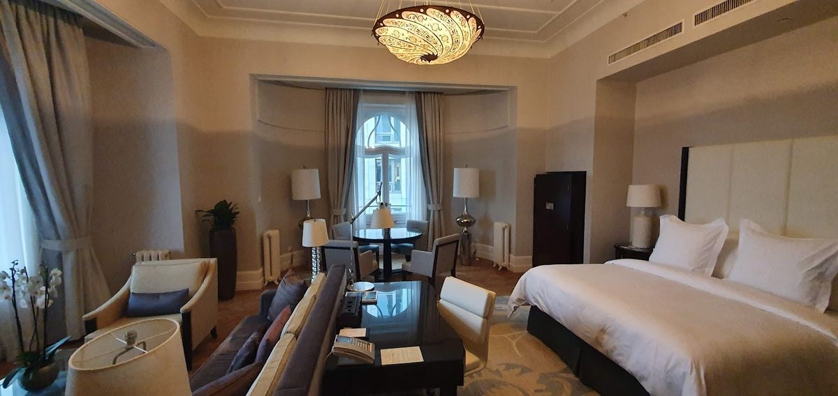 Four Seasons Hotel Gresham Palace Budapest — Budapest — additional view 2