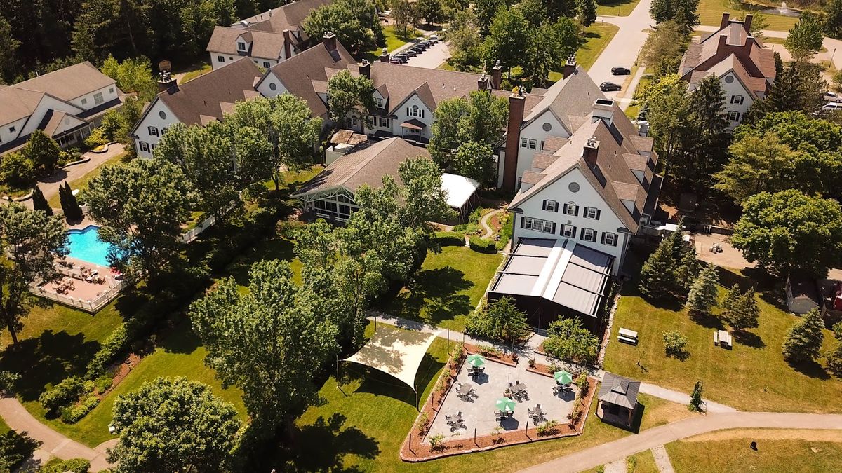 Made INN Vermont — boutique B&B in downtown Burlington Hill Section near UVM
