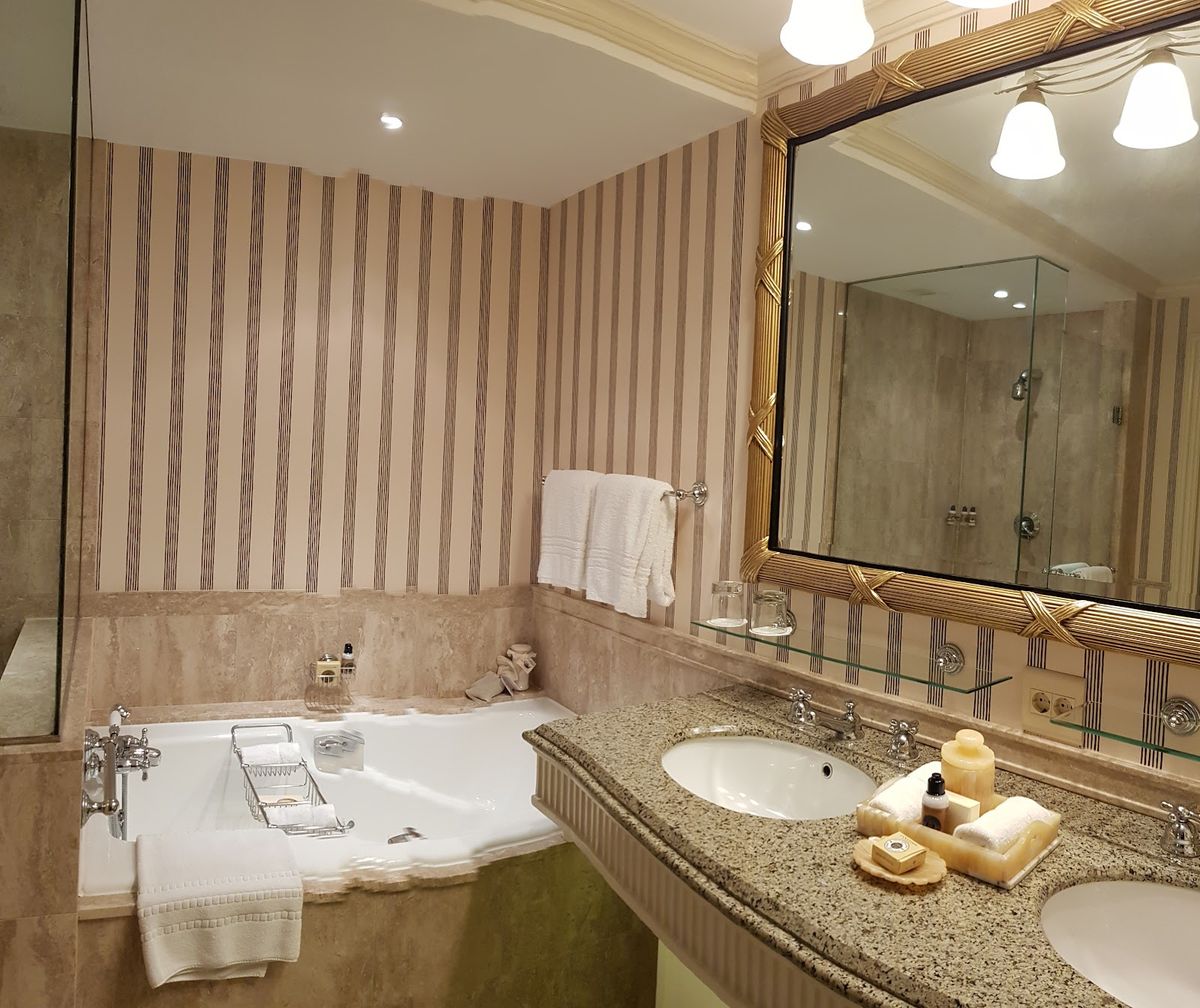 Four Seasons Hotel Cairo at The First Residence — Cairo — additional view 3