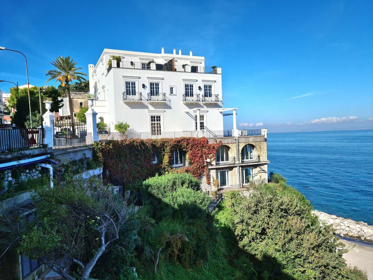 JK Place Capri