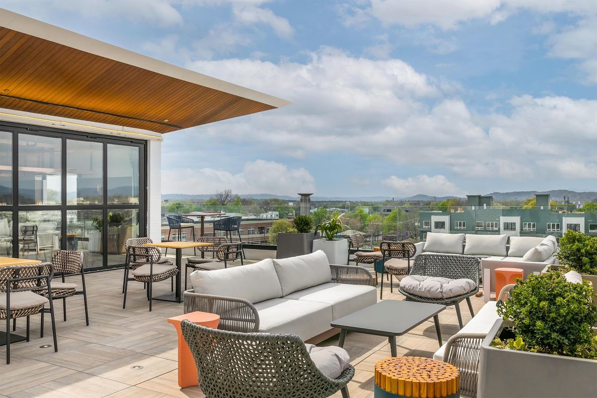 Stay Chattanooga — boutique long-stay apartment hotel in downtown Chattanooga