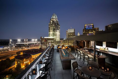 Renaissance Cincinnati Downtown Hotel — Marriott property in 1901 Bartlett Building near Fountain Square