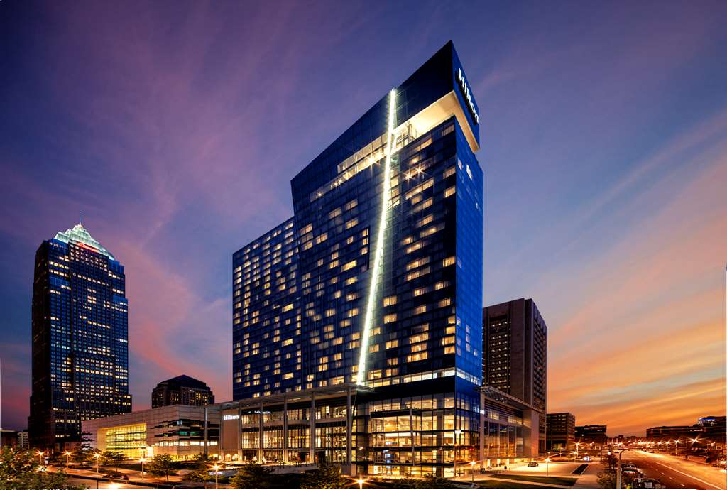 Drury Plaza Hotel Cleveland Downtown — historic Board of Education building turned hotel near Public Square