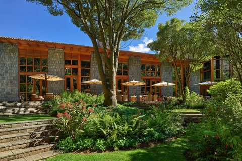 Belmond Sanctuary Lodge — luxury hotel with 31 rooms beside Machu Picchu