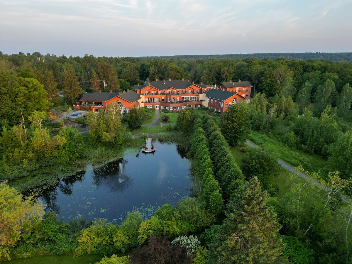 Le Pleasant Hotel & Café — boutique inn in Sutton village, Eastern Townships Quebec, Mont Sutton ski
