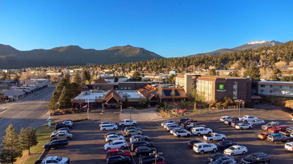 The Estes Park Resort — lakefront hotel on Lake Estes with mountain views, Estes Park, Colorado