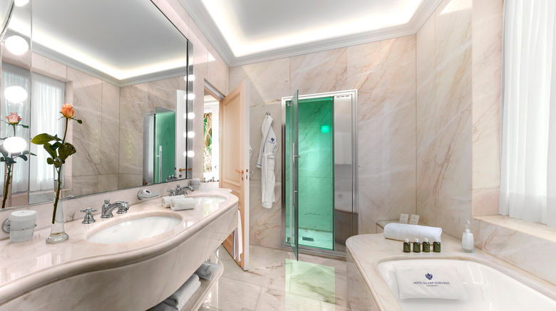 Hotel du Cap-Eden-Roc — Cap d'Antibes — additional view 4