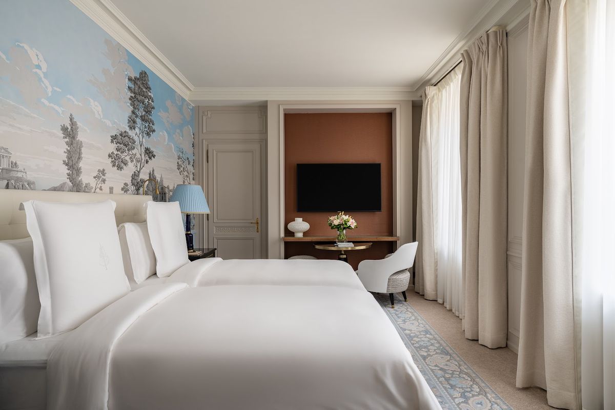 Four Seasons Hotel des Bergues Geneva — Geneva — additional view 2