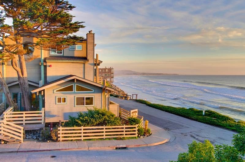 Beach House at Half Moon Bay — boutique loft-style hotel beside Pillar Point Harbor and the California coast