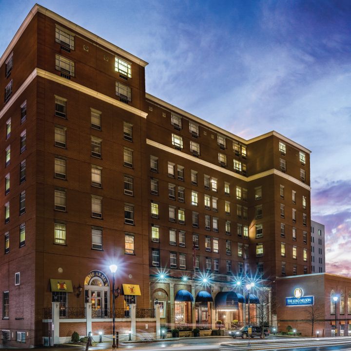 Halifax Marriott Harbourfront Hotel — full-service waterfront hotel beside the Halifax Seaport and cruise terminal