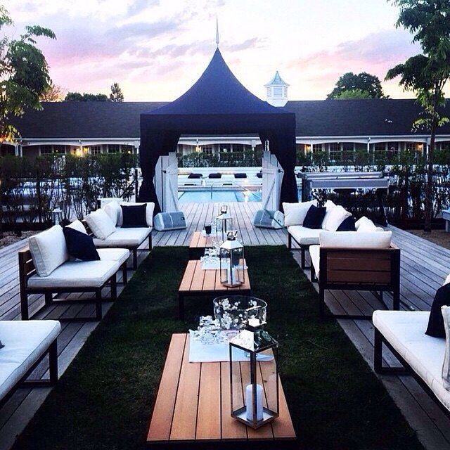 Southampton Inn — classic Hamptons hotel with pool and gardens in Southampton village