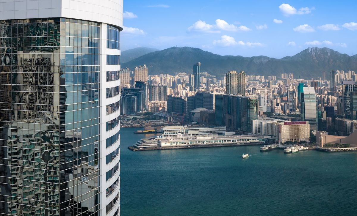 Island Shangri-La Hong Kong — heritage luxury hotel above Pacific Place Admiralty with crystal chandelier atrium