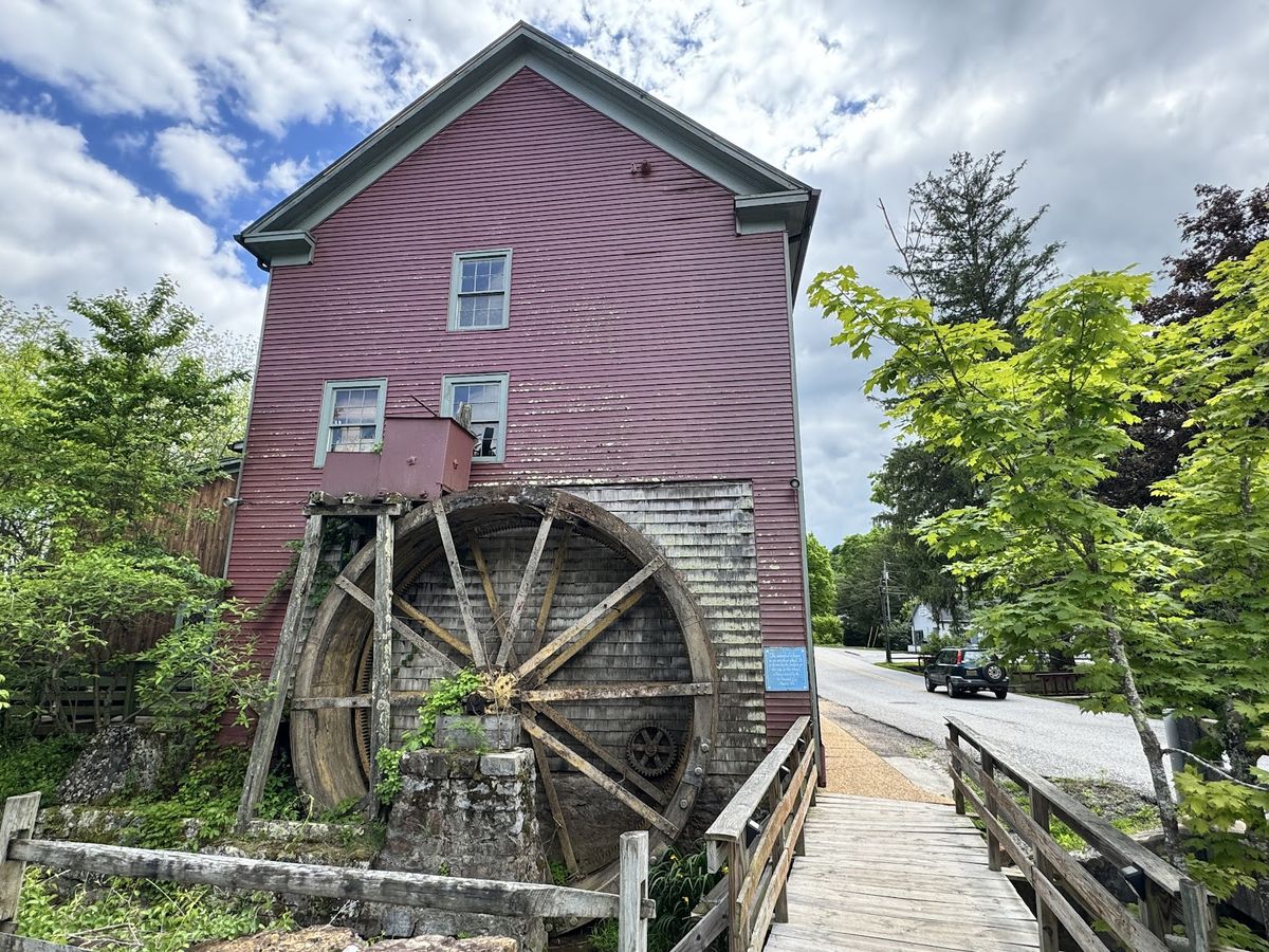 The Three Hills Inn — historic mansion bed and breakfast on a hilltop in Warm Springs, Virginia