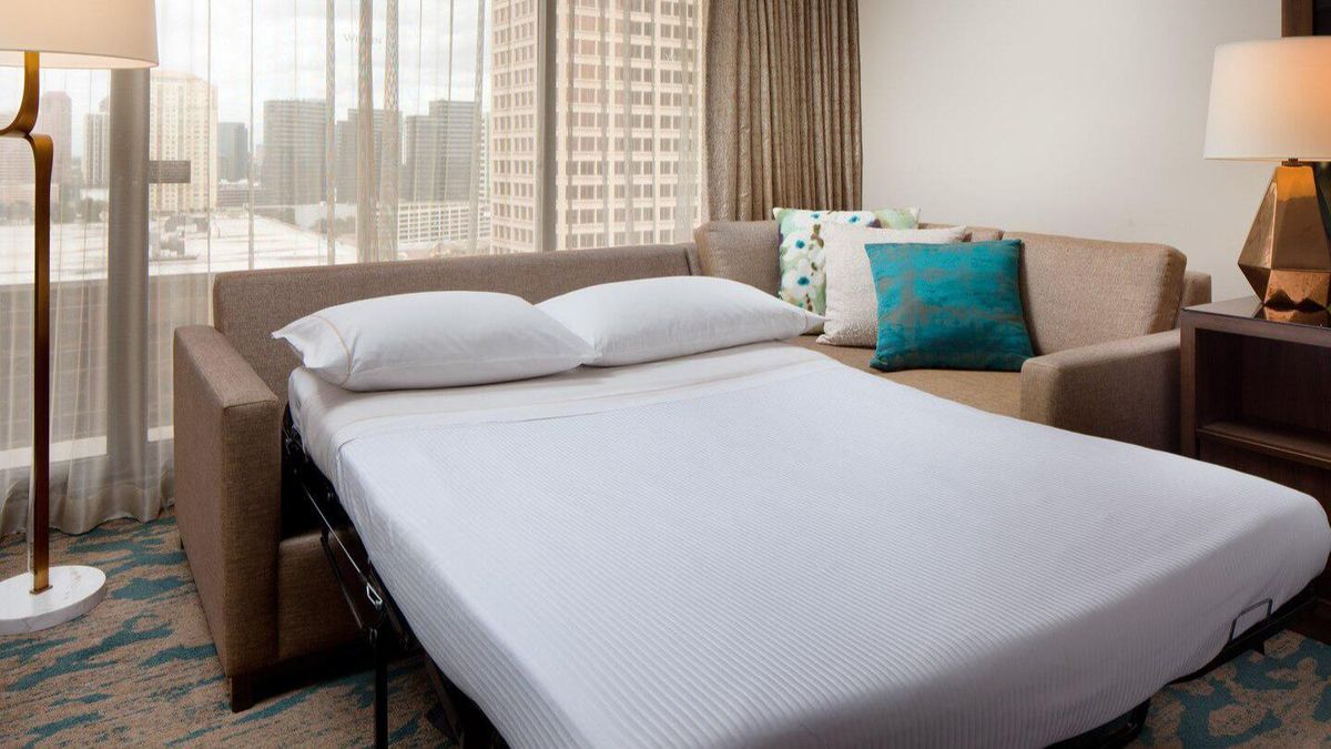 The Westin Galleria Houston — four-star tower hotel connected directly to the Galleria mall in Uptown Houston