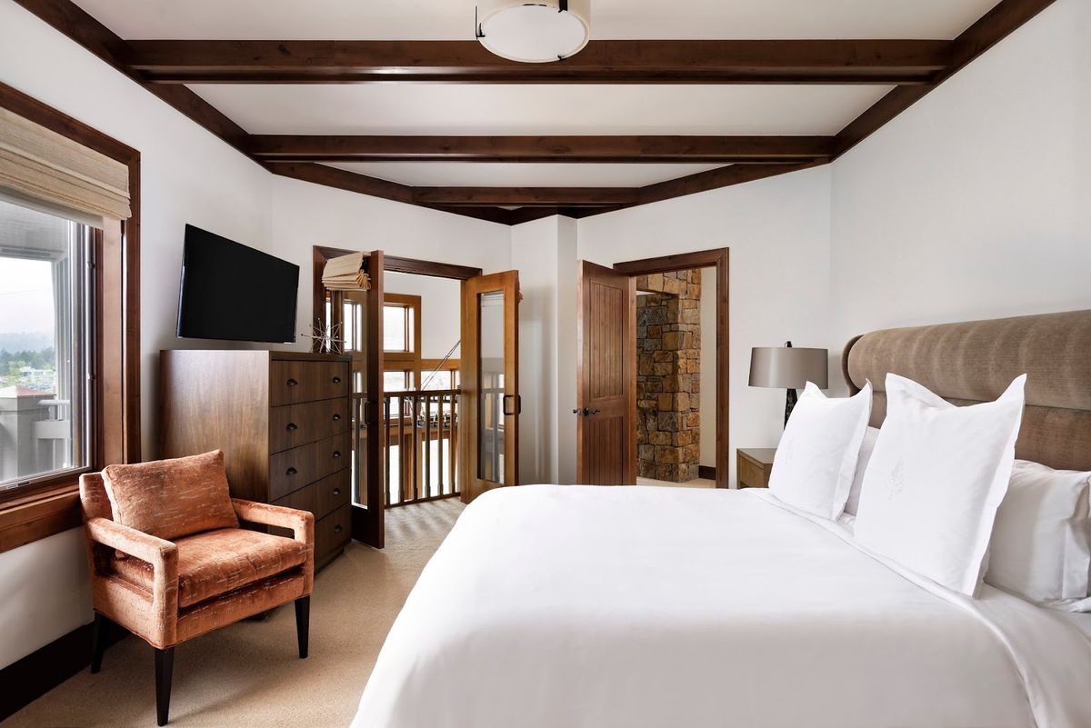 Four Seasons Resort and Residences Jackson Hole — Jackson — additional view 2