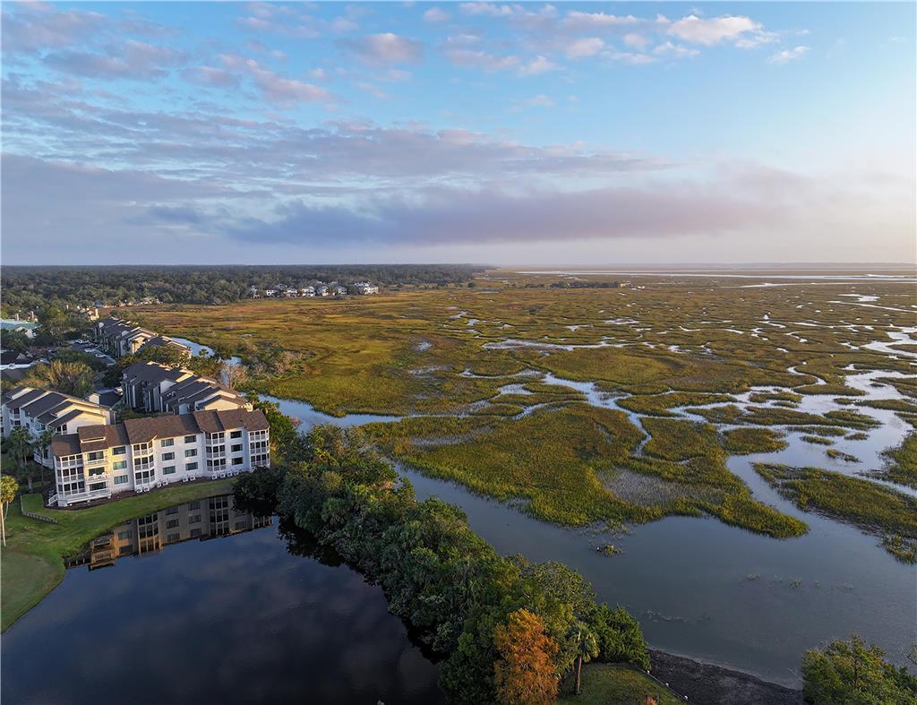 Saint Simons Inn by the Lighthouse — boutique inn in the shadow of the 1872 lighthouse, Pier Village