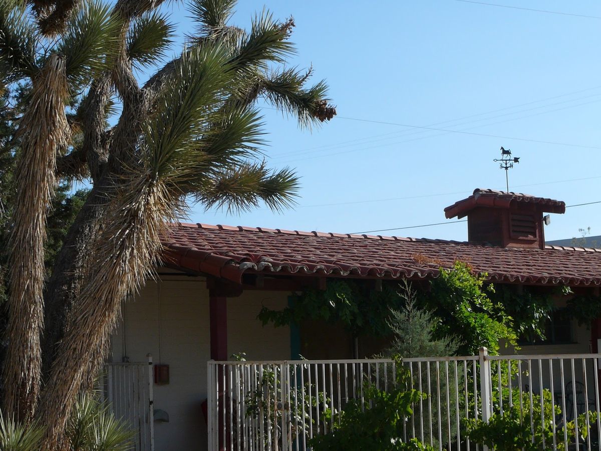 29 Palms Inn — historic adobe and wood frame cabins around the Oasis of Mara in Twentynine Palms California