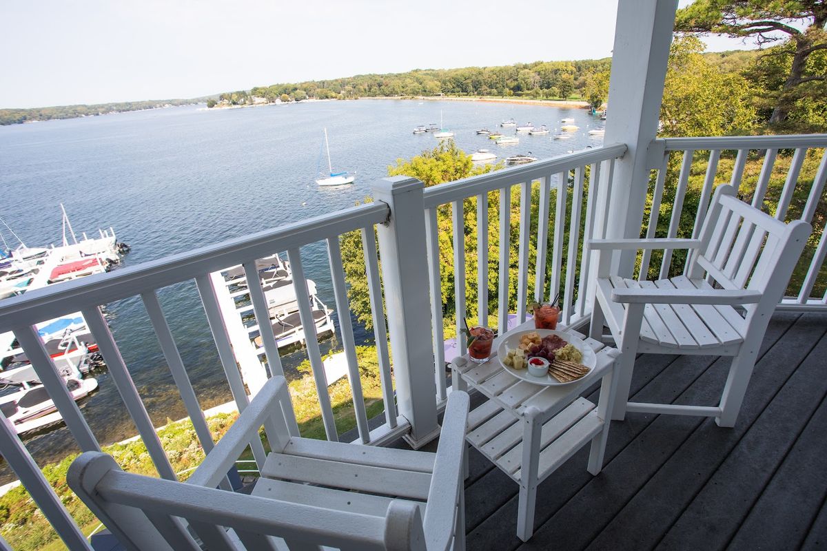 Maxwell Mansion — historic 1856 Italianate boutique hotel with stable bar in Downtown Lake Geneva
