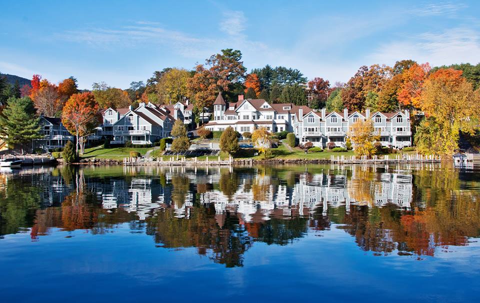 Holiday Inn Resort Lake George — full-service family resort with pools and mini-golf in Lake George Village