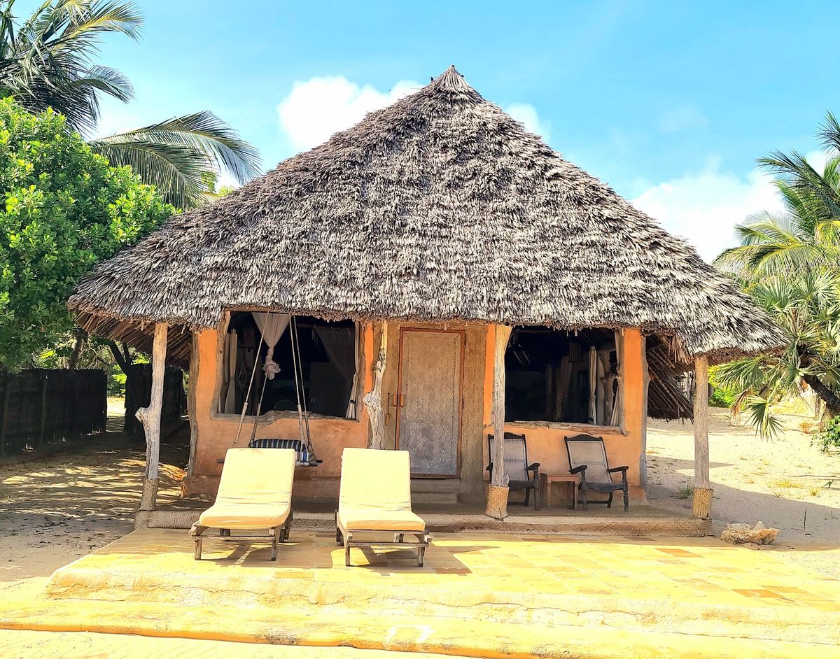 Lamu House Hotel — 12 rooms boutique in restored Swahili houses Lamu Old Town UNESCO