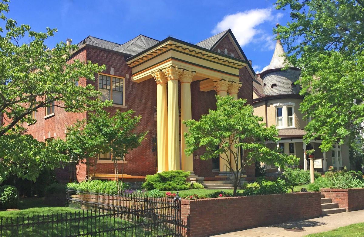 Hyatt Regency Lexington — full-service downtown hotel connected to Central Bank Center and Rupp Arena