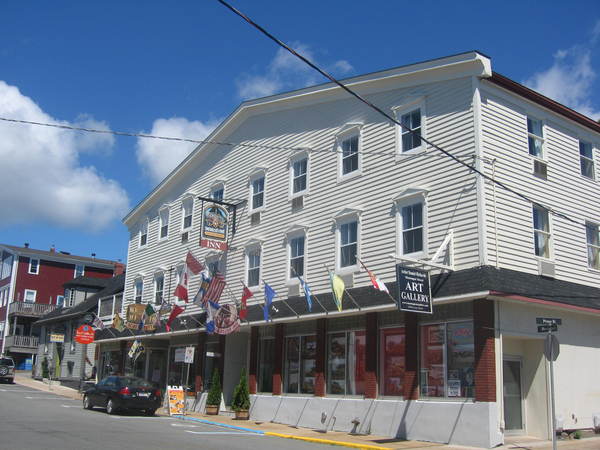 Brigantine Inn — boutique waterfront hotel on Lunenburg harbour, Nova Scotia