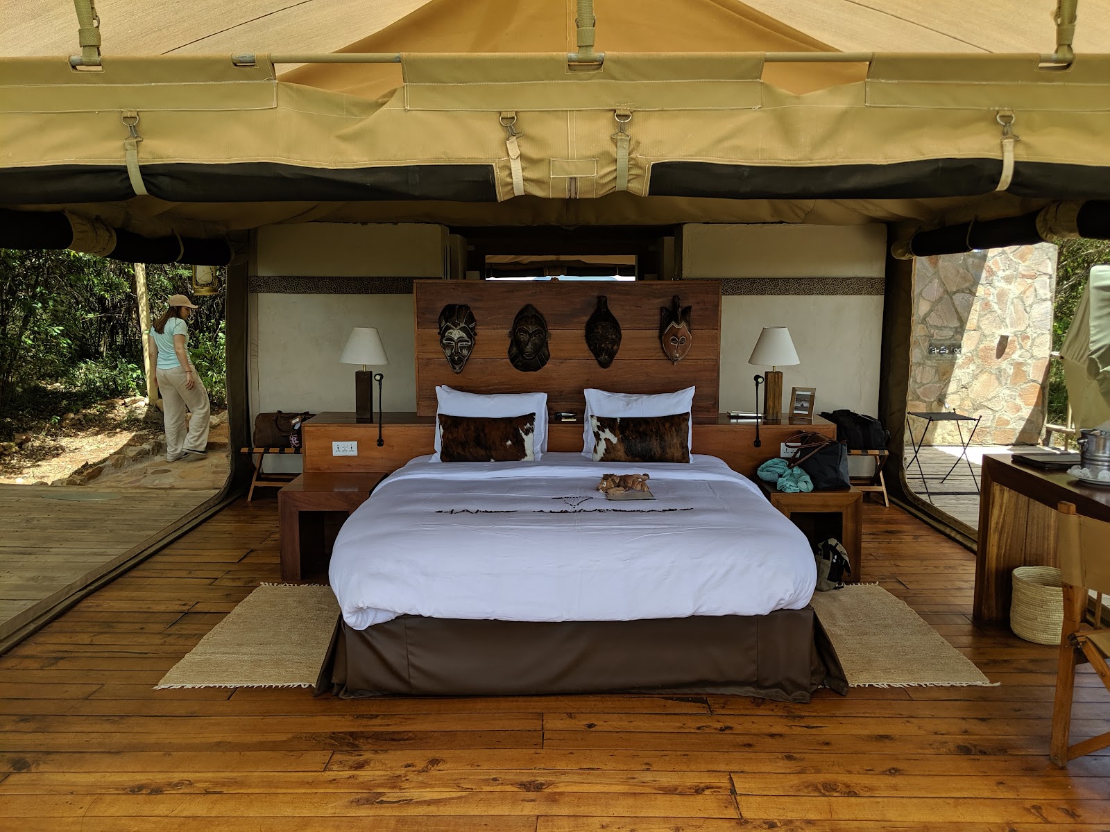 Mara Bushtops Kenya — 12-tent Sekenani Conservancy Bushtops Group flagship with private hot-tub-on-deck in every tent