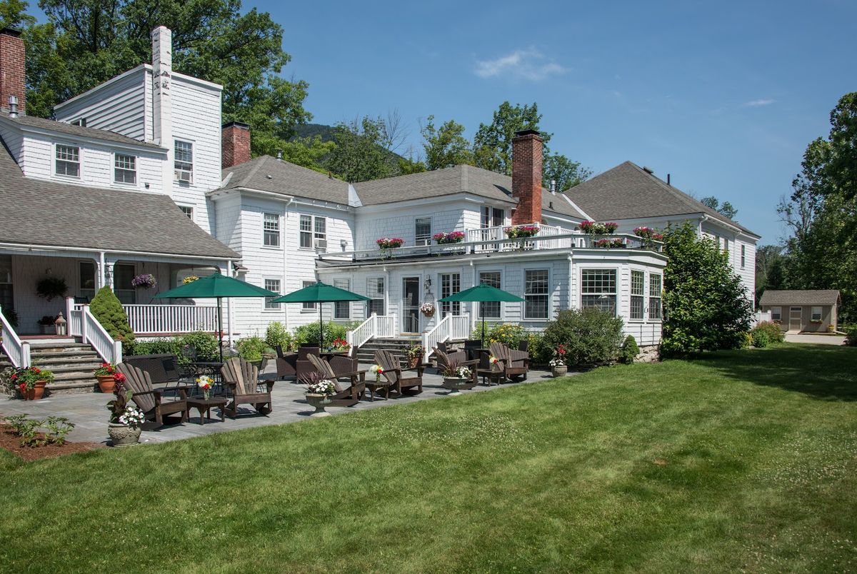 The Inn at Manchester — 1880s Victorian bed and breakfast on Main Street, Manchester Village, Vermont