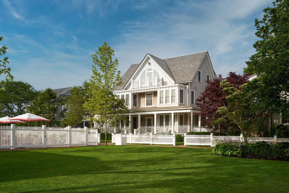 The Winnetu Oceanside Resort — family resort overlooking South Beach, Edgartown, Martha's Vineyard