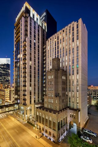 The Marquette Hotel, Curio Collection — IDS Center crystal court tower in Nicollet Mall, Minneapolis