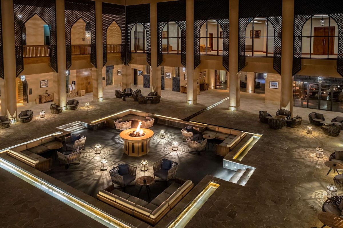 Shangri-La Al Husn Resort Spa — adults only luxury cliff hotel with 180 rooms in Muscat Bar Al Jissah