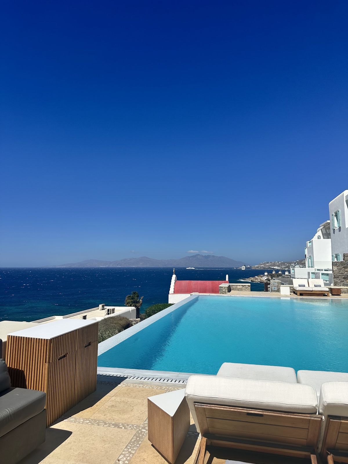 Bill & Coo Suites and Lounge — Mykonos — additional view 3