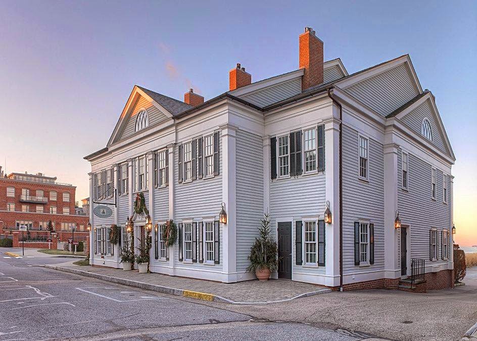 Spice Box Inn — small bed and breakfast near Mystic Connecticut with garden setting