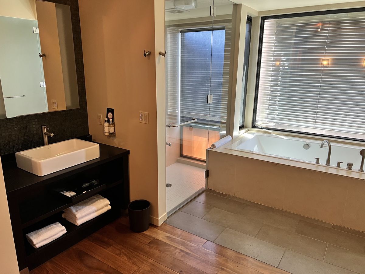 Bardessono Hotel and Spa — Napa Valley — additional view 4