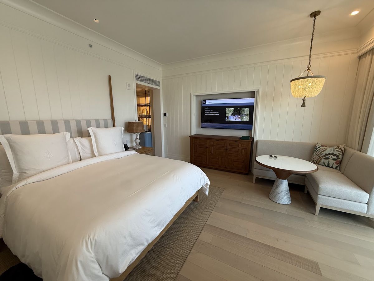 Four Seasons Resort and Residences Naples — Naples — additional view 2