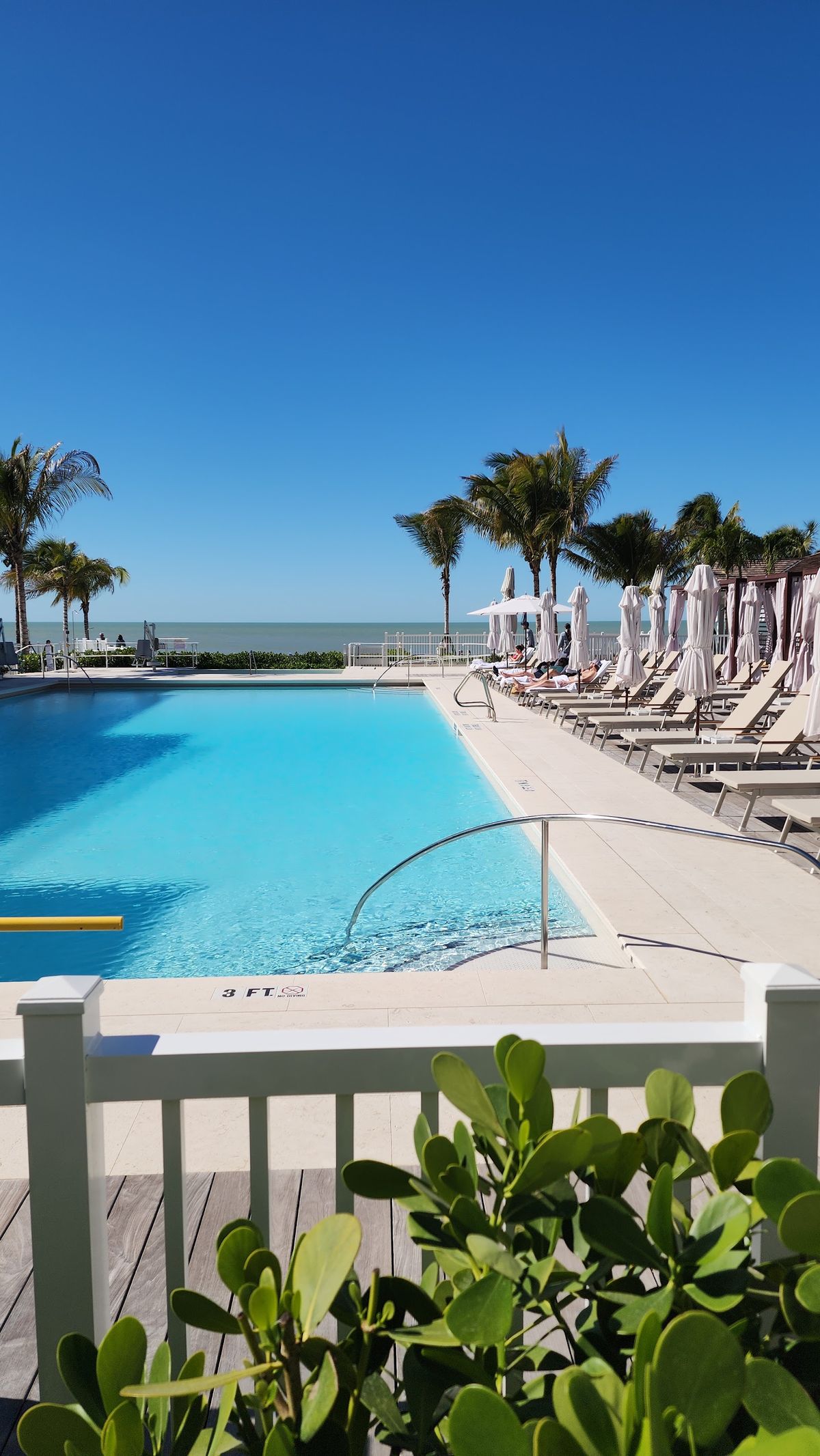 Four Seasons Resort and Residences Naples — Naples — additional view 3