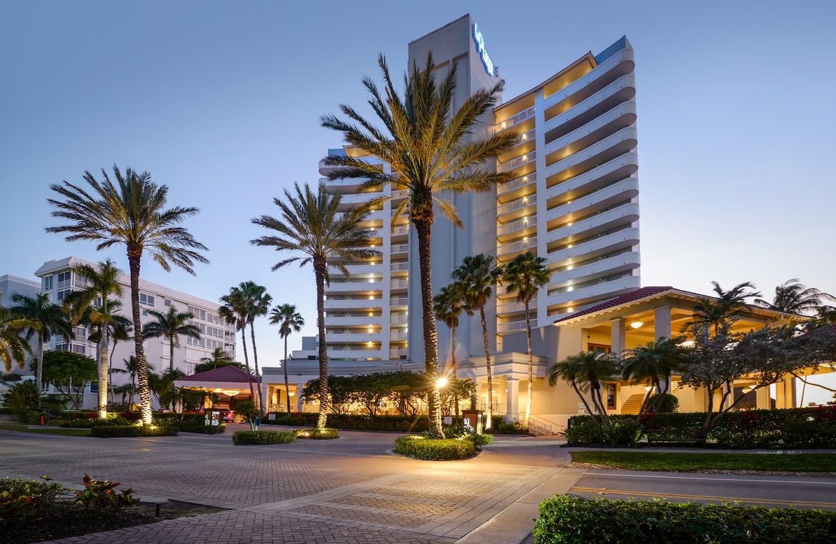 La Playa Beach & Golf Resort