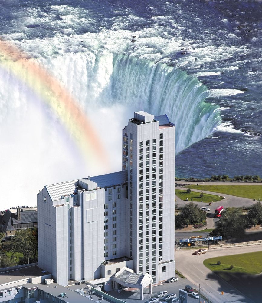 Hyatt Place Niagara Falls — modern hotel in Clifton Hill district