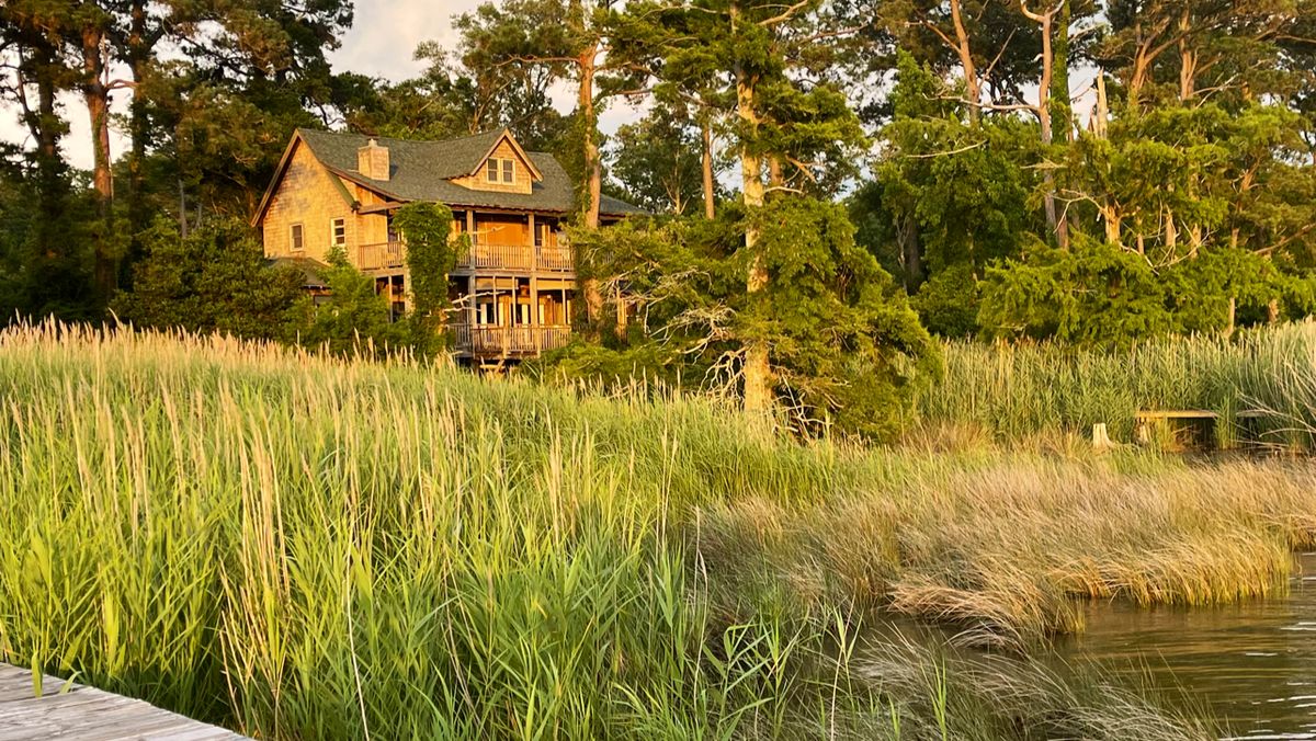Hilton Garden Inn Outer Banks Kitty Hawk — oceanfront hotel near Wright Brothers National Memorial