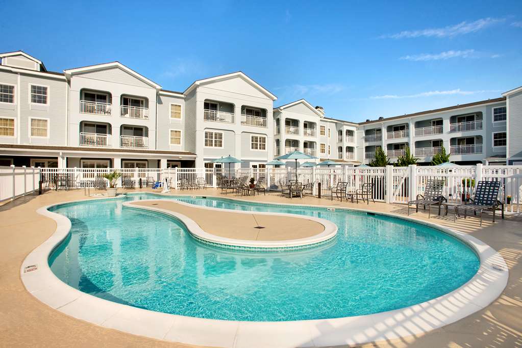 Comfort Inn Outer Banks South Nags Head — oceanfront budget hotel on the Outer Banks