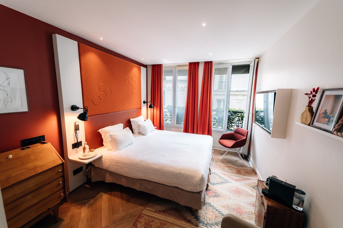 Hôtel de Vendôme — Paris — additional view 2