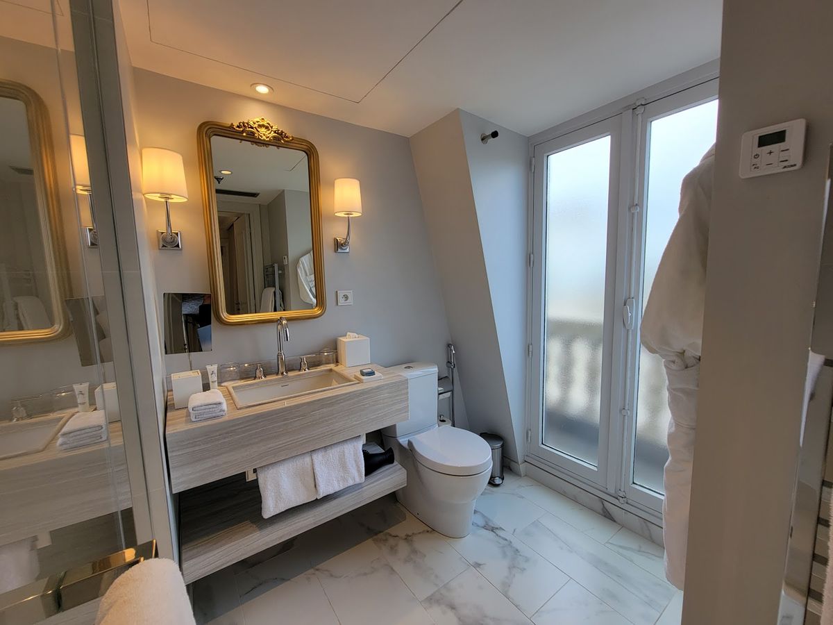 Hôtel du Louvre — paris — additional view 3