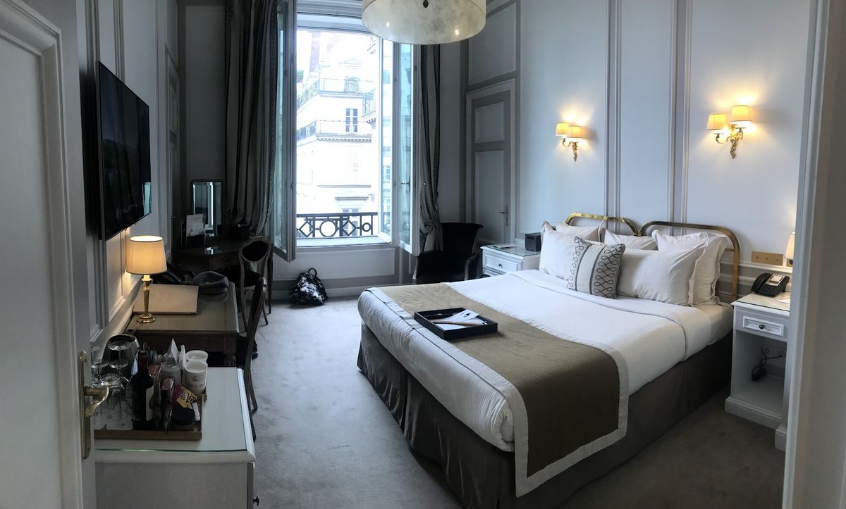 Hotel Regina Louvre — Paris — additional view 2